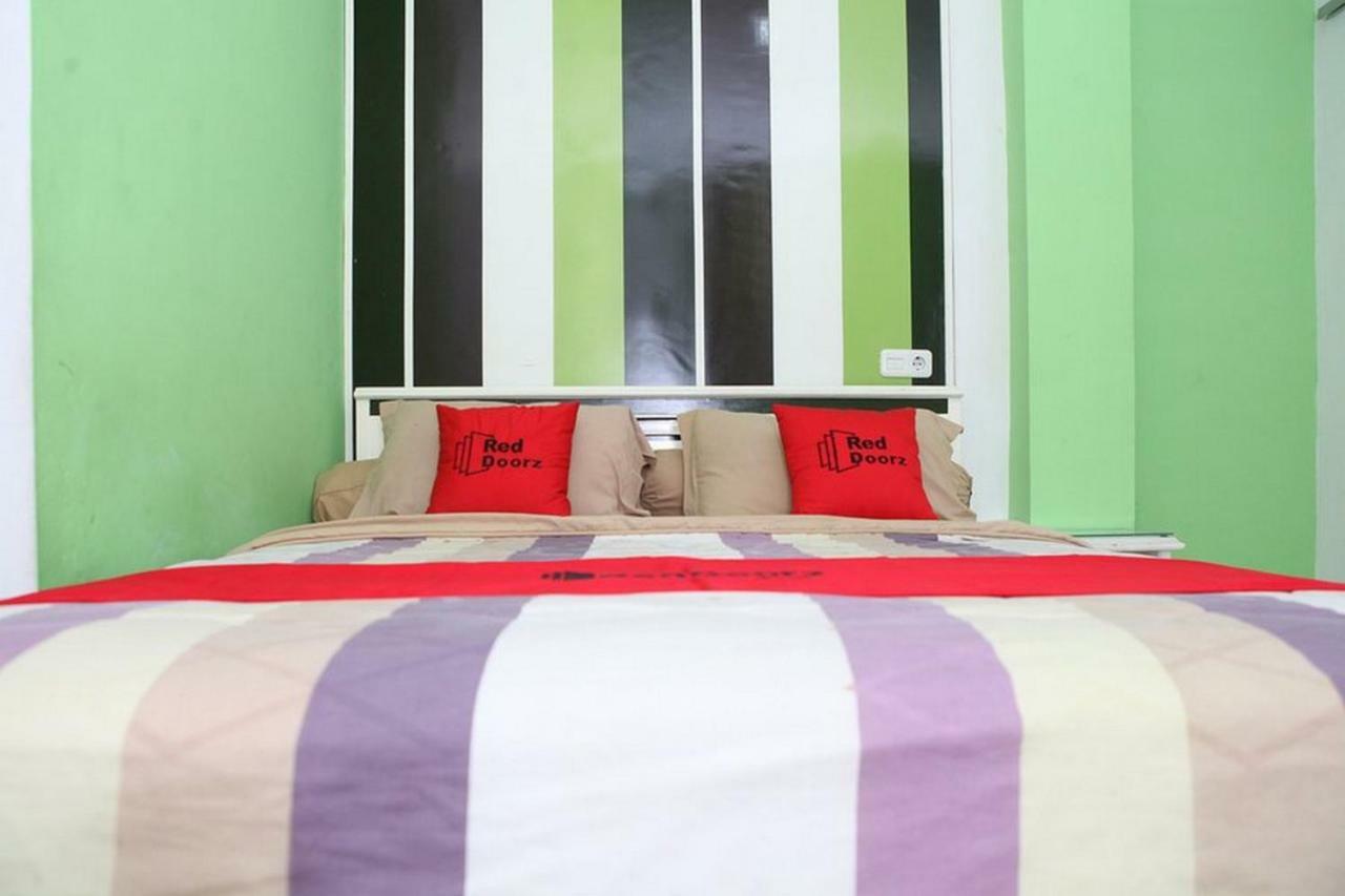 Reddoorz Plus @ Talaga Bodas Bandung Bagian luar foto