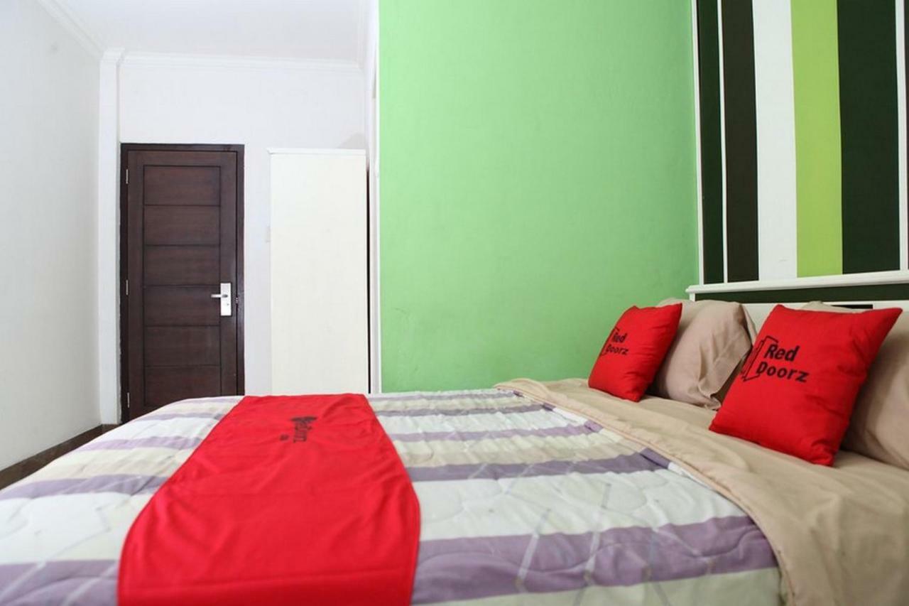 Reddoorz Plus @ Talaga Bodas Bandung Bagian luar foto